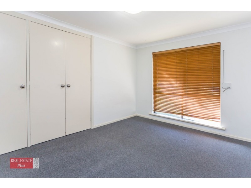 198 Blackadder Road, Swan View WA 6056