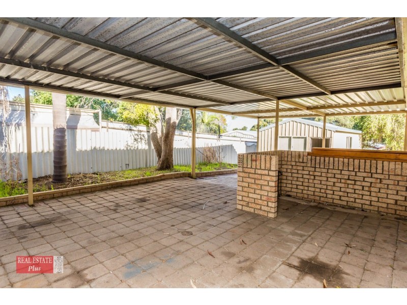 198 Blackadder Road, Swan View WA 6056