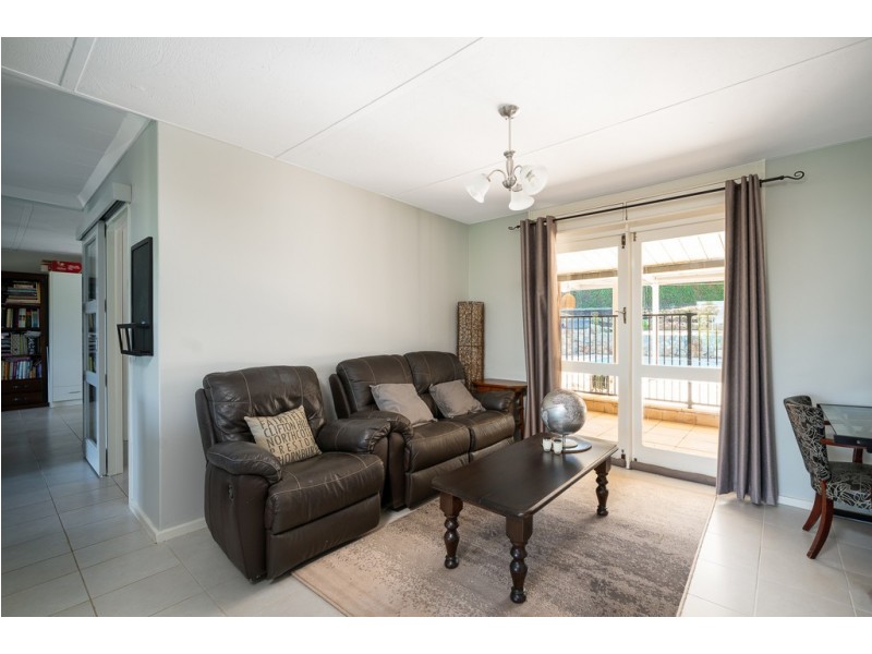 11 Wortley Road, Greenmount WA 6056