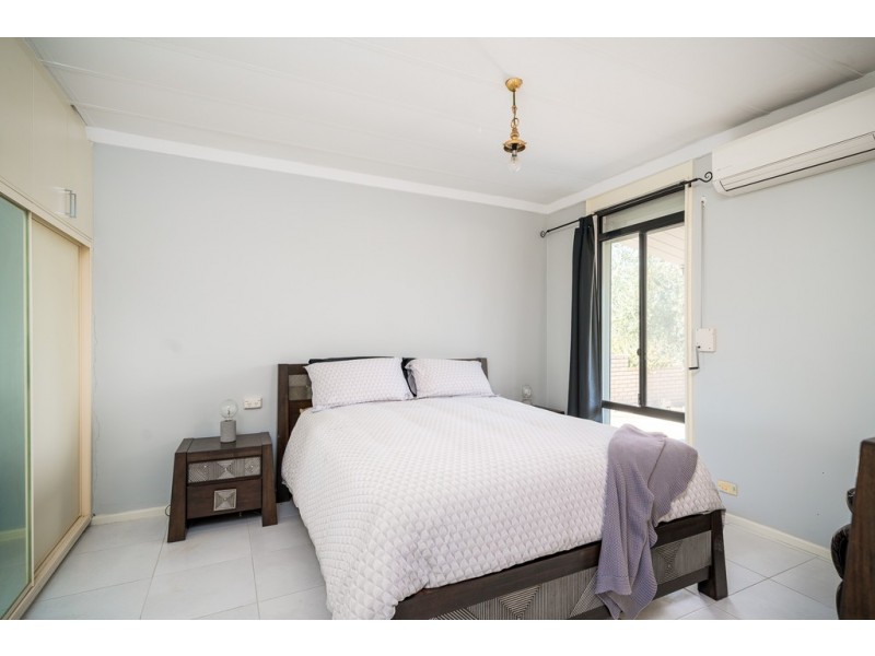 11 Wortley Road, Greenmount WA 6056