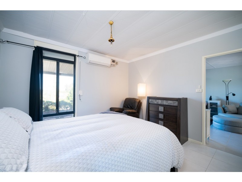 11 Wortley Road, Greenmount WA 6056