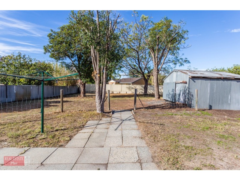 18 Wellaton Street, Midvale WA 6056