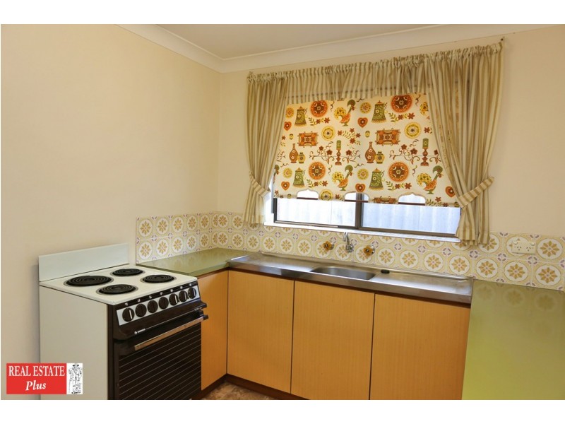 11/64 Railway Parade, Midland WA 6056