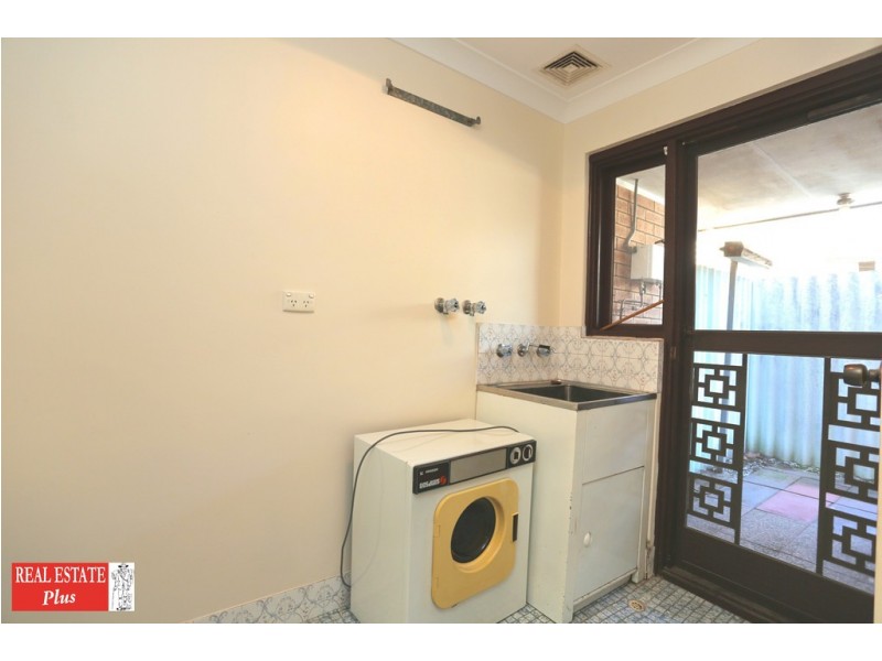 11/64 Railway Parade, Midland WA 6056