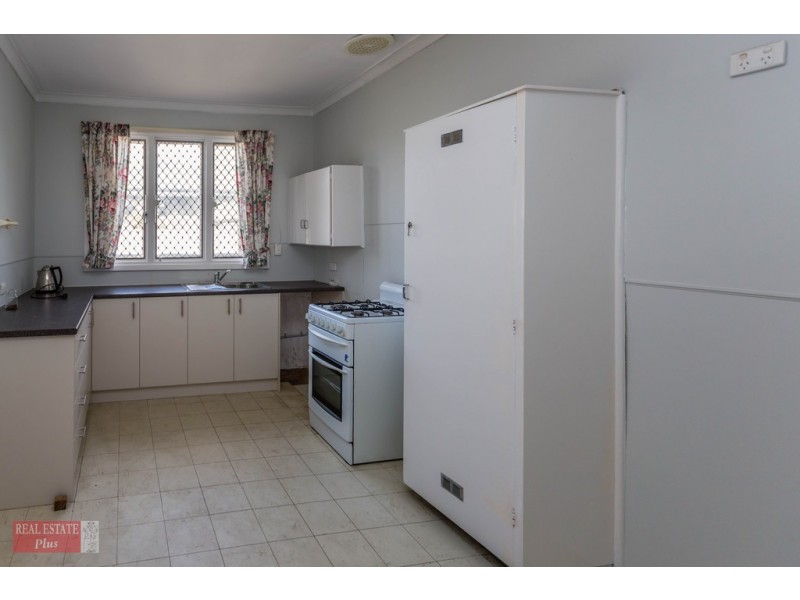 21 Mudalla Way, Koongamia WA 6056