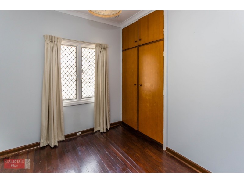 21 Mudalla Way, Koongamia WA 6056