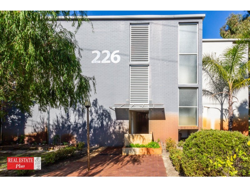 17/226 Whatley Crescent, Maylands WA 6051