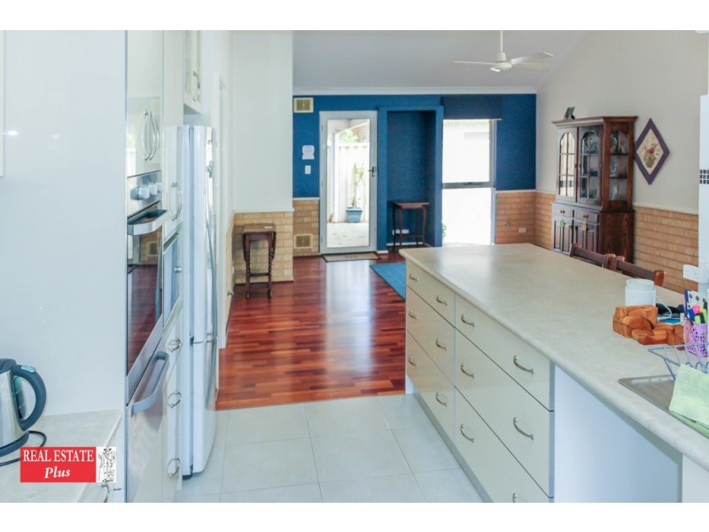7 St Michaels Green, Canning Vale WA 6155