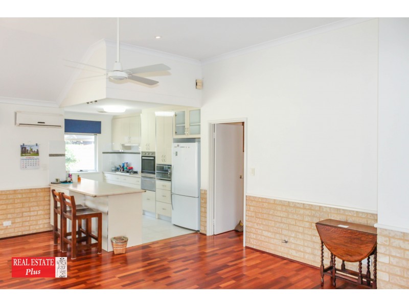 7 St Michaels Green, Canning Vale WA 6155