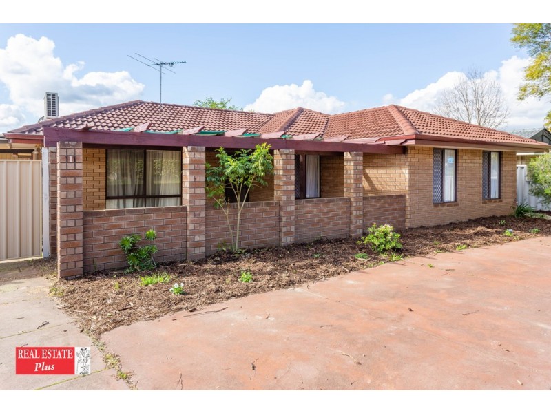 111 Blackadder Road, Swan View WA 6056
