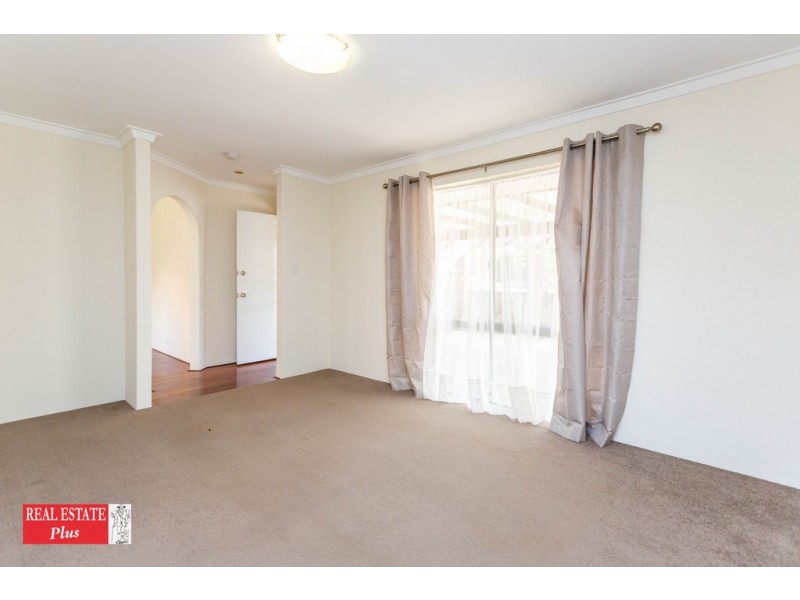 111 Blackadder Road, Swan View WA 6056