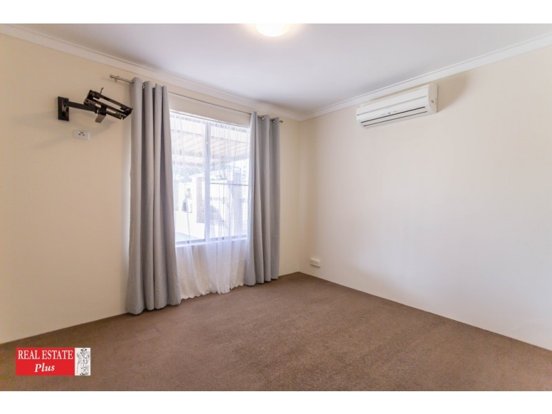 111 Blackadder Road, Swan View WA 6056
