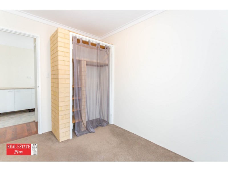 111 Blackadder Road, Swan View WA 6056