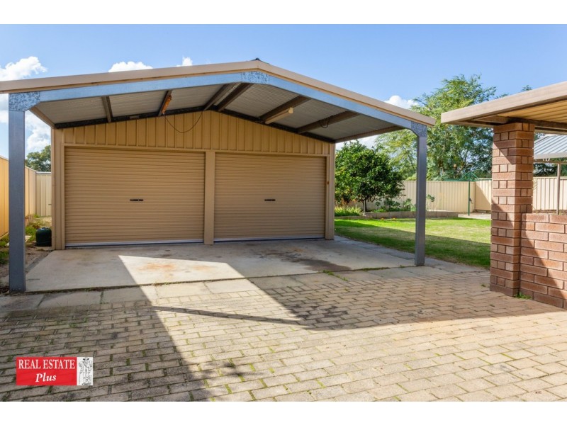 111 Blackadder Road, Swan View WA 6056