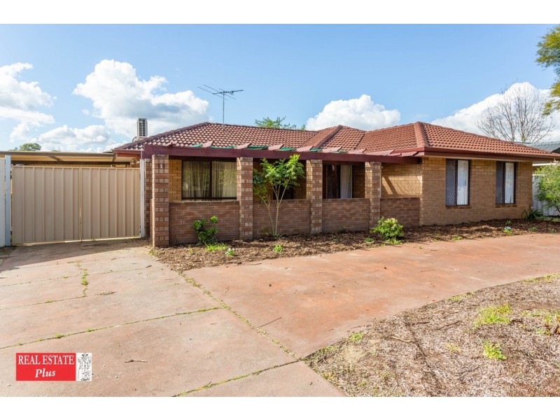 111 Blackadder Road, Swan View WA 6056