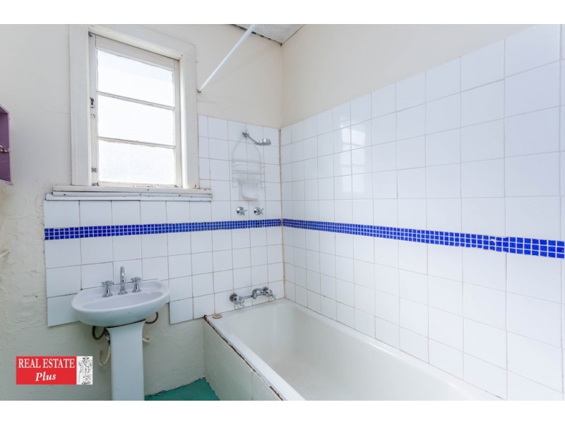 12A Ewart Street, Midvale WA 6056