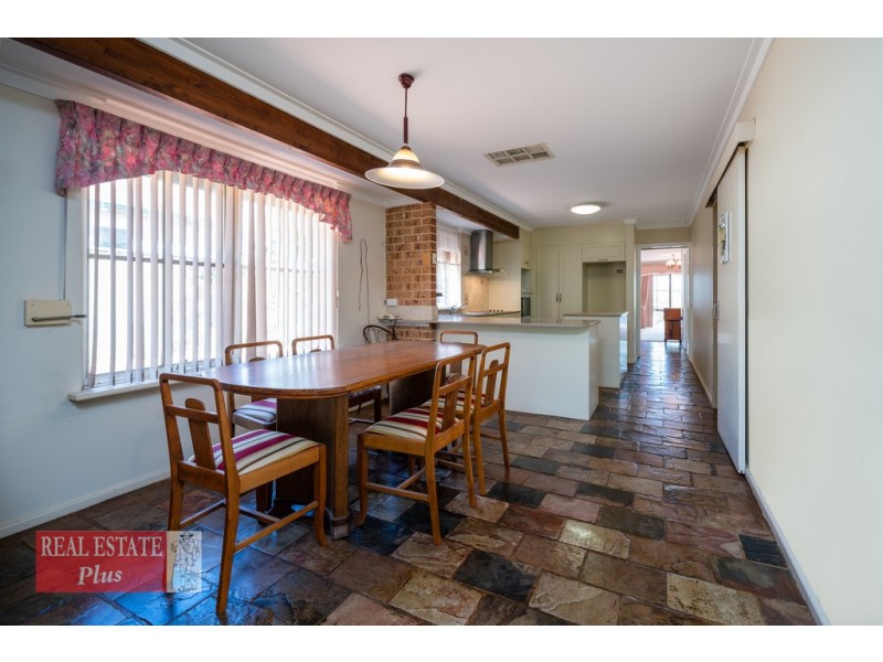 24 Ward Avenue, Greenmount WA 6056