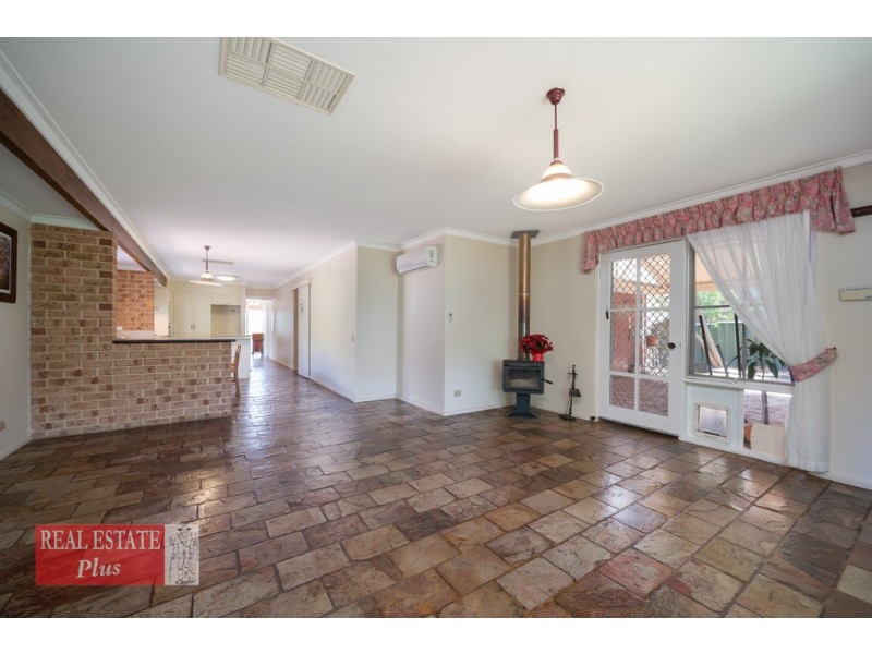 24 Ward Avenue, Greenmount WA 6056