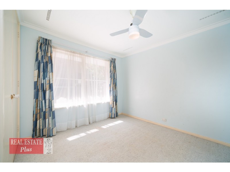 24 Ward Avenue, Greenmount WA 6056