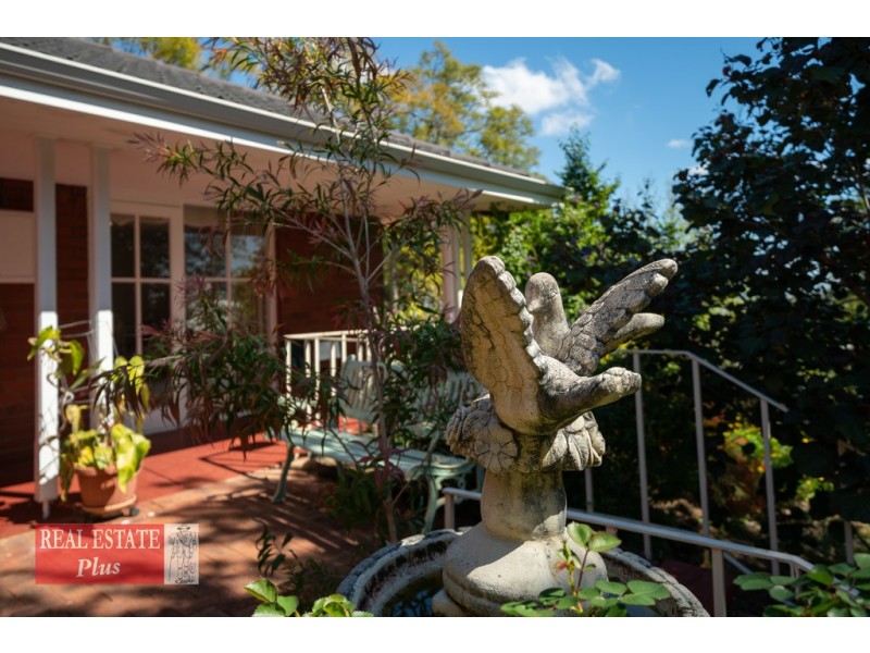 24 Ward Avenue, Greenmount WA 6056