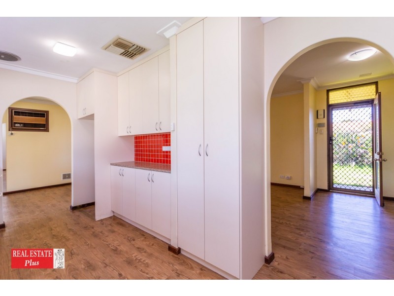 5 Abbott Way, Swan View WA 6056