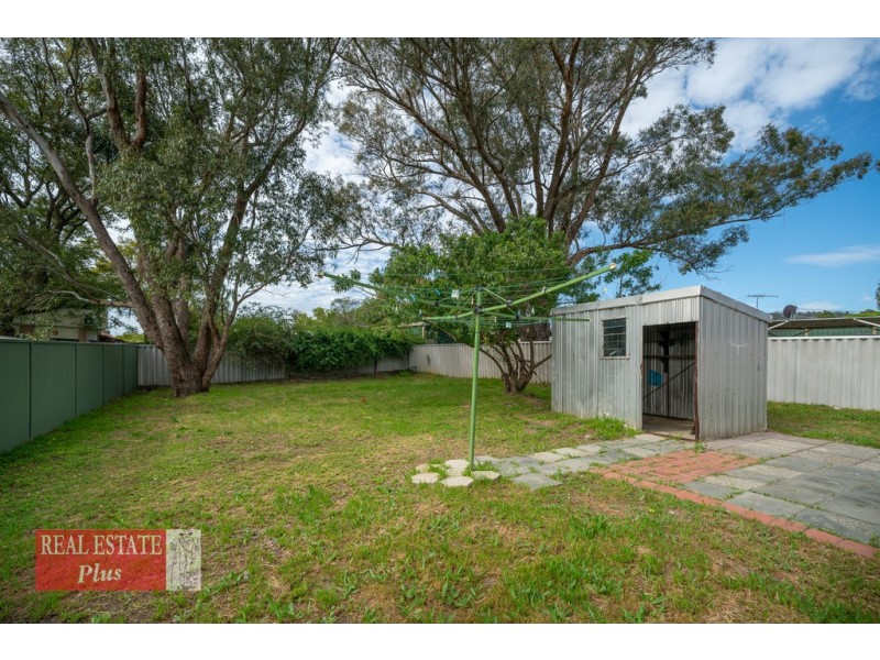 21 Mudalla Way, Koongamia WA 6056