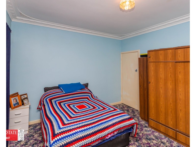 16 Wellaton Street, Midvale WA 6056