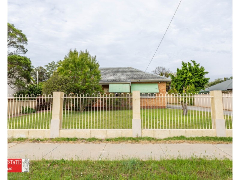 16 Wellaton Street, Midvale WA 6056