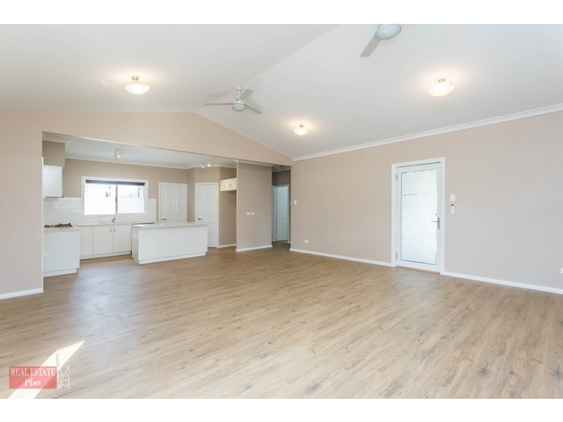 97 Clayton Street, Bellevue WA 6056