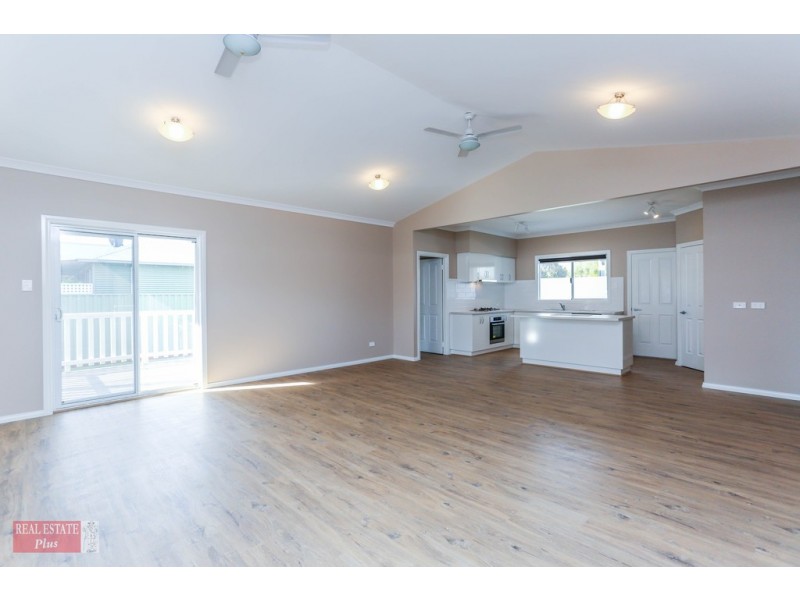 97 Clayton Street, Bellevue WA 6056