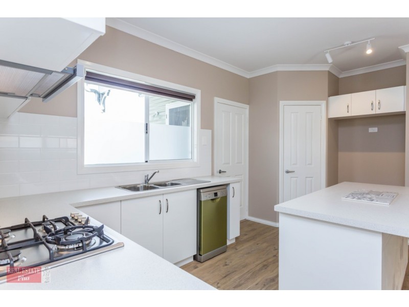 97 Clayton Street, Bellevue WA 6056