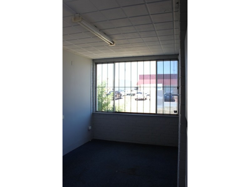 17 Loton Avenue, Midland WA 6056