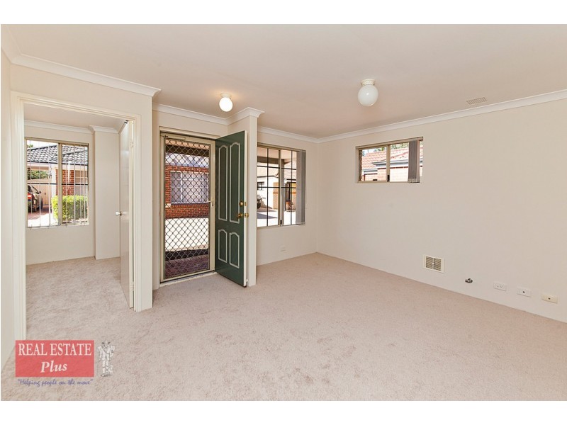 3/32 Holmesdale Road, Woodbridge WA 6056