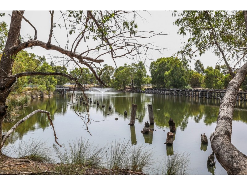 3/32 Holmesdale Road, Woodbridge WA 6056