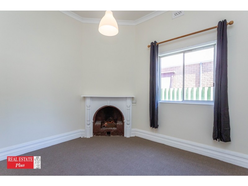 12 Ewart Street, Midvale WA 6056