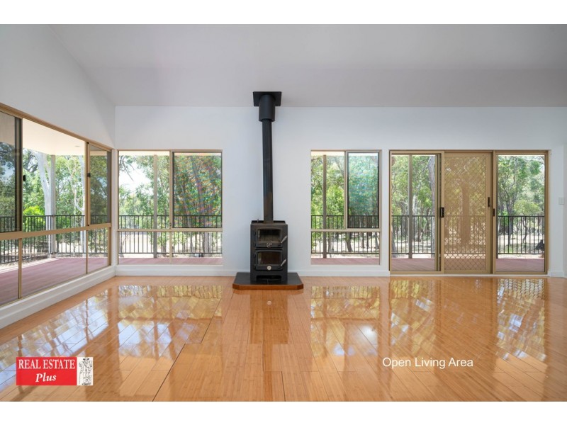 172 Falls Heights, Gidgegannup WA 6083