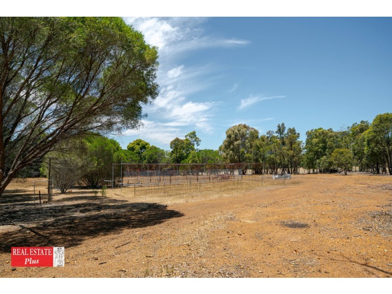 172 Falls Heights, Gidgegannup WA 6083