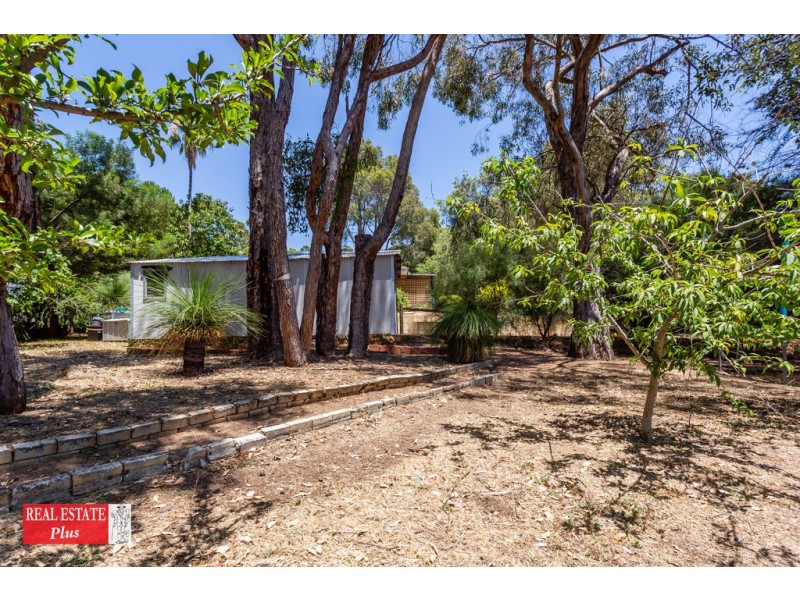 1 Henderson Road, Stoneville WA 6081