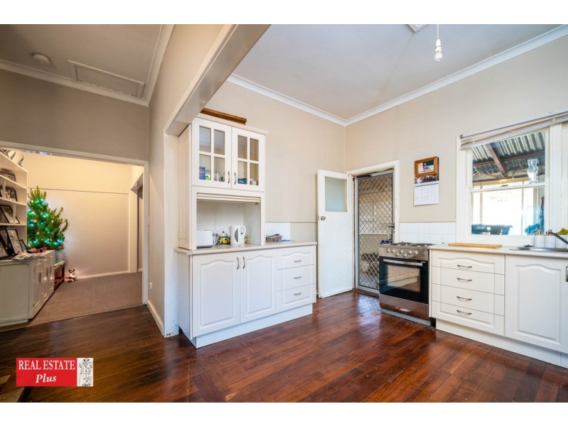 29 Weld Road, Swan View WA 6056