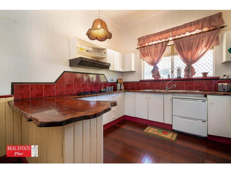 16 Croydon Street, Bellevue WA 6056