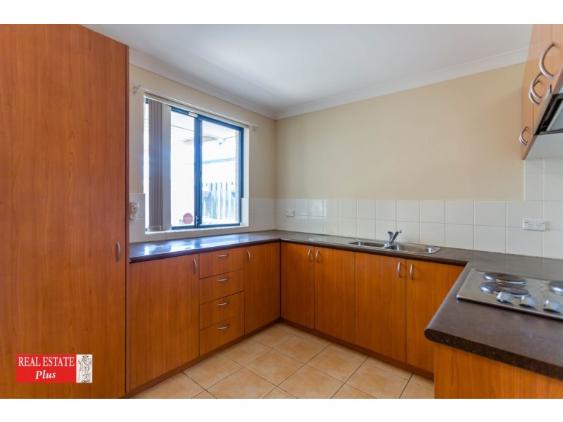 4/1 Sampson Close, Midland WA 6056