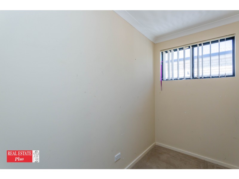 4/1 Sampson Close, Midland WA 6056