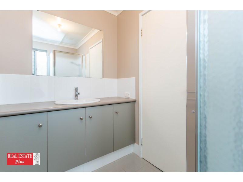 83 Myles Road, Swan View WA 6056