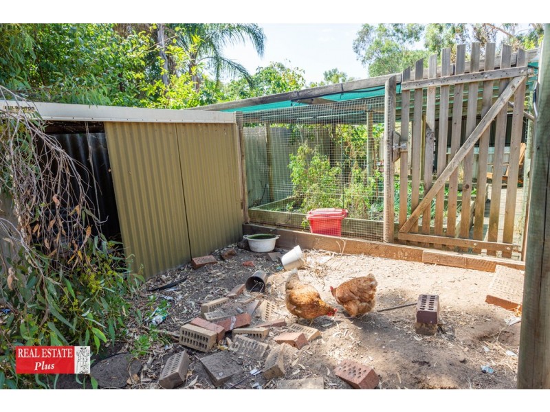 20 The Crescent, Helena Valley WA 6056