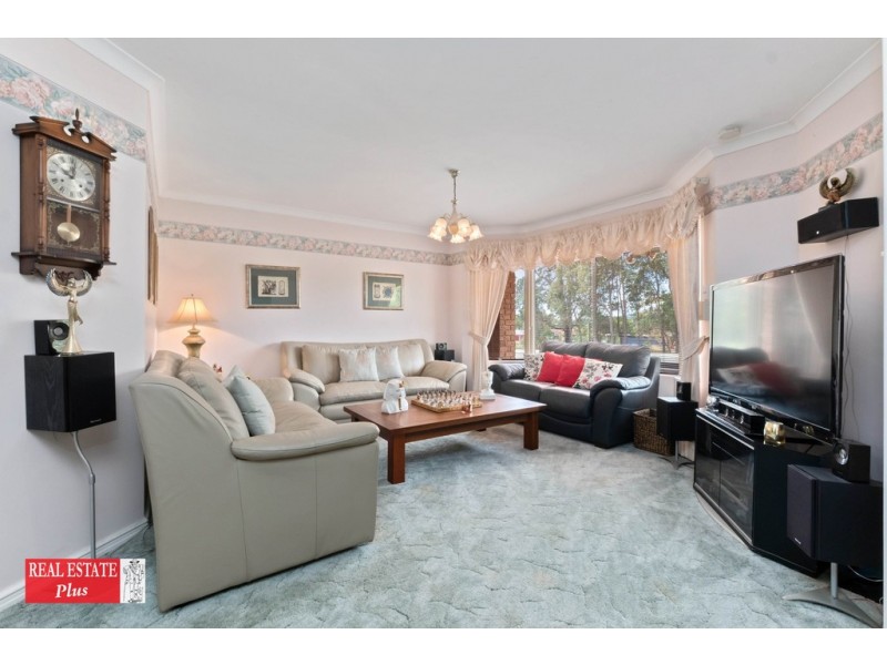 28 Damascus Drive, Greenmount WA 6056