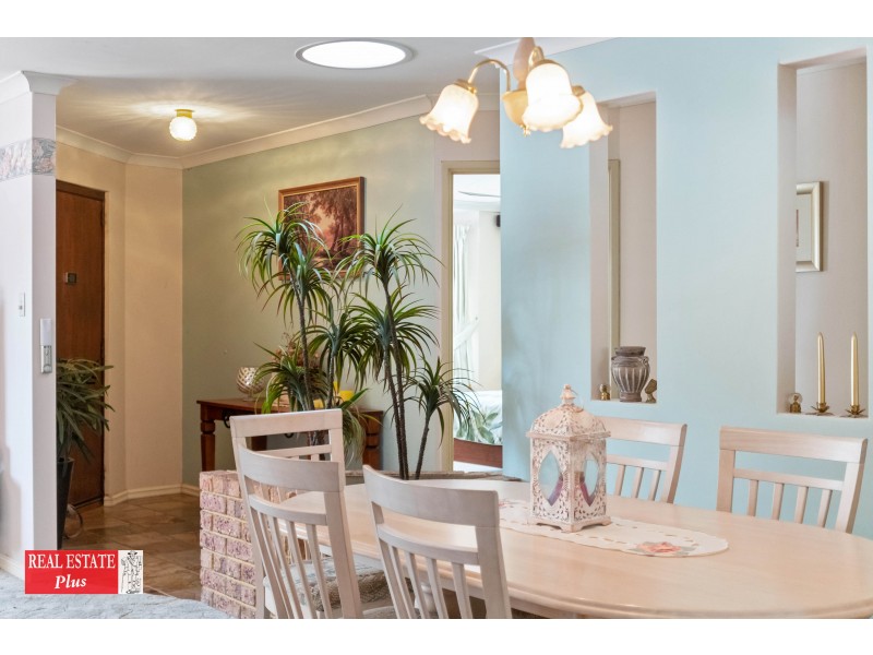 28 Damascus Drive, Greenmount WA 6056