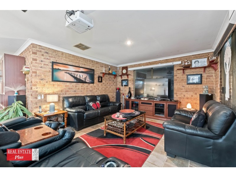 28 Damascus Drive, Greenmount WA 6056