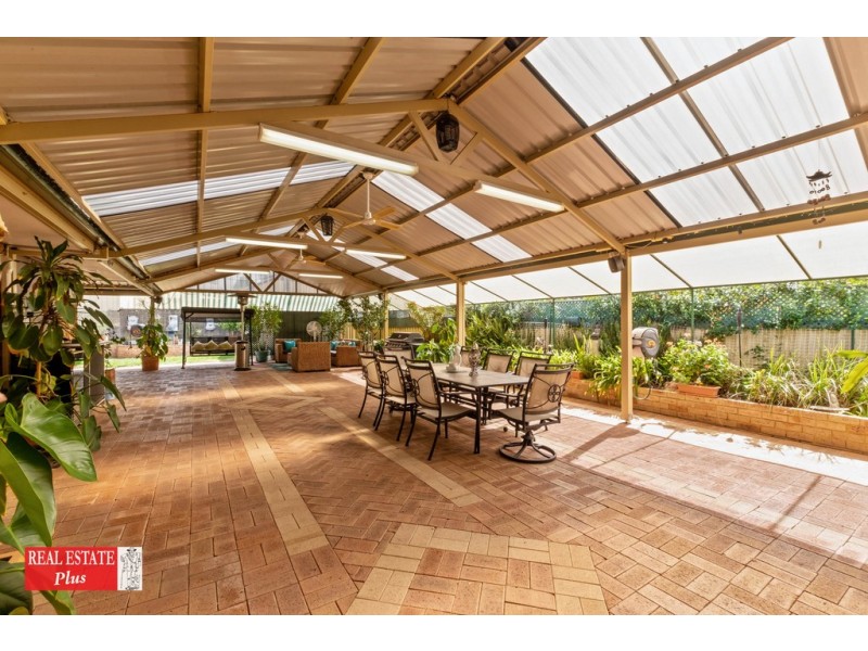 28 Damascus Drive, Greenmount WA 6056