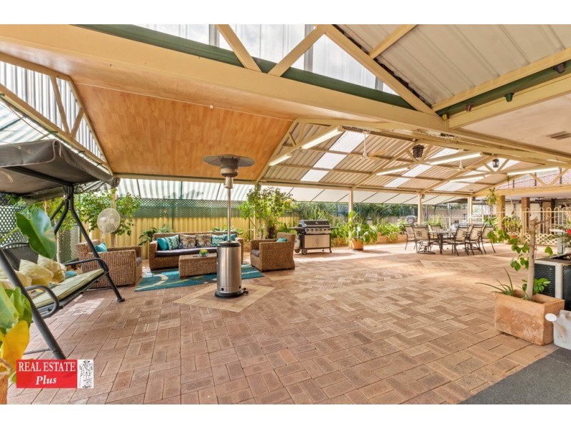 28 Damascus Drive, Greenmount WA 6056