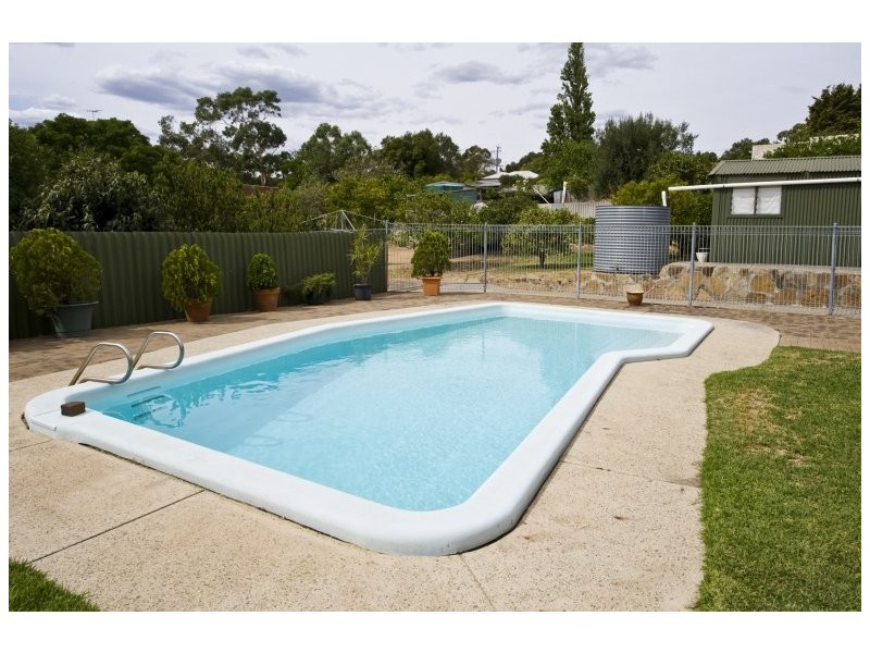 6 Boorabilla Way, Greenmount WA 6056